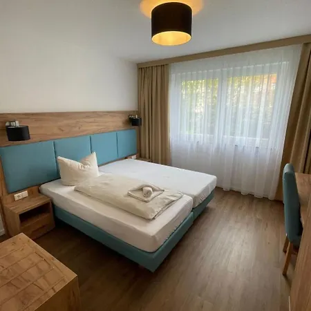 Kernsanierte In Ruhiger Und Zentraler Lage By Interhome * Wilhelmshaven
